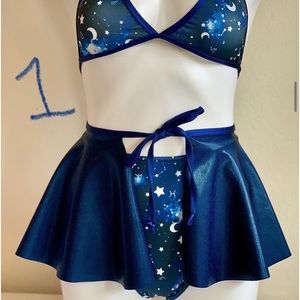 Tie front navy skirt, stretchy. Good for festivals and raves